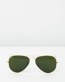 Ray-Ban - Aviator Classic - Sunglasses (Solid Colour Green) Aviator Classic Ray-Ban - Aviator Classic - Sunglasses (Solid Colour Green) Aviator Classic
