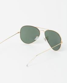 Ray-Ban - Aviator Classic - Sunglasses (Solid Colour Green) Aviator Classic Ray-Ban - Aviator Classic - Sunglasses (Solid Colour Green) Aviator Classic