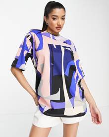 Monki oversized t-shirt in purple graphic print