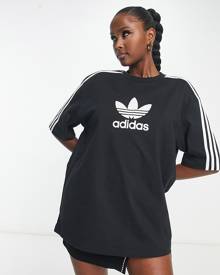 adidas Originals 'centre stage' t-shirt in black