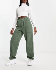 Abercrombie & Fitch utility cuffed cargo trackies in green