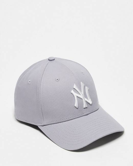 Men's New Era New York Yankees Black on Black Dashmark Neo 39THIRTY Flex Hat