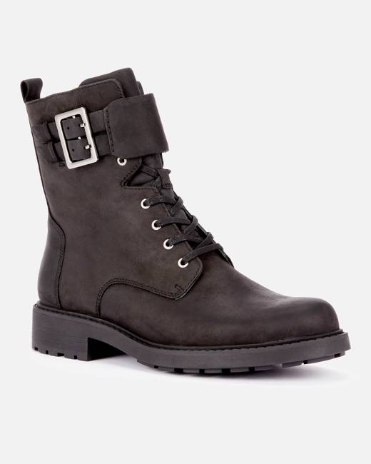 clarks black leather boots