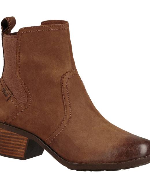 teva chelsea boots