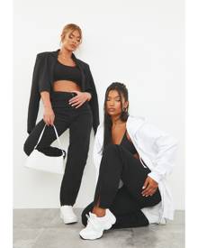 PRETTYLITTLETHING Black Mom Jeans