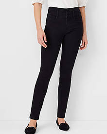 Petite Curvy Sculpting Pocket High Rise Skinny Jeans in Black