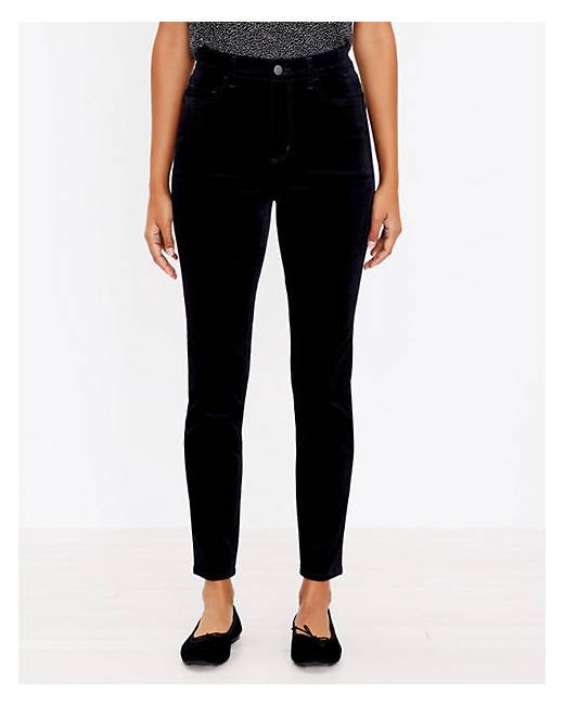 Curvy Velvet Skinny Pants