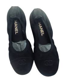Chanel black Leather Ballet Flats