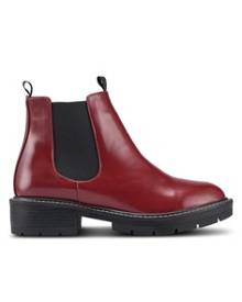 Red on sale short boots