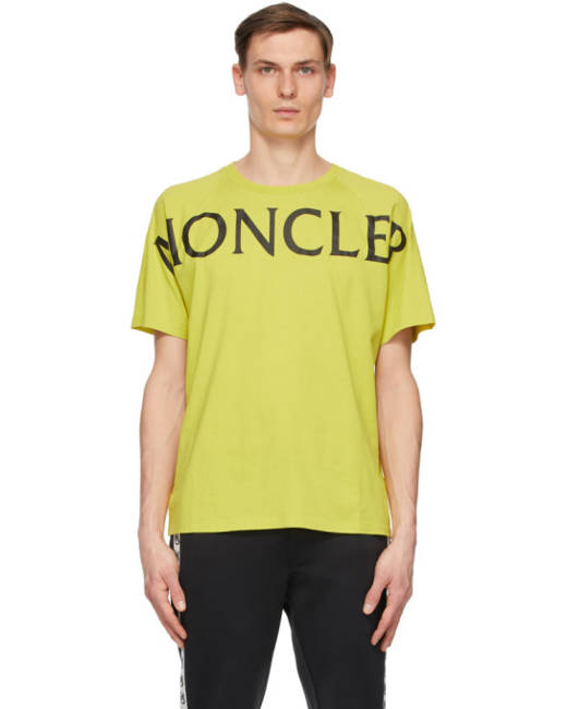 Moncler Men's Short Sleeve Round Neck T-Shirts | Stylicy