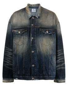 VETEMENTS distressed-effect stonewashed denim jacket - Blue