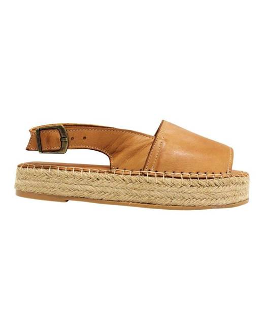 diana ferrari walking shoes
