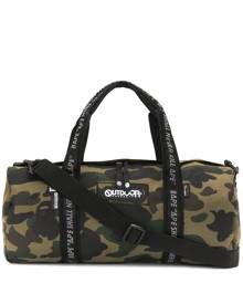 A BATHING APE® x Outdoor Products camo duffle bag - Green