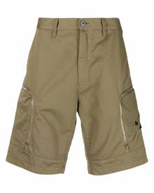 Stone Island Shadow Project logo-patch cargo shorts - Green