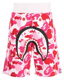 A BATHING APE® camouflage-print logo track shorts - Pink