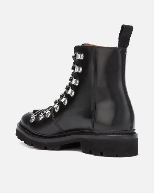 hiking boots womens sale