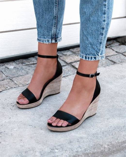 joanne mercer wedges