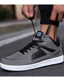 Men Geometric & Letter Graphic Lace-up Front Sneakers, Sporty Skate Shoes  For Outdoor