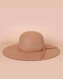 SHEIN Solid Floppy Hat