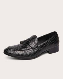 SHEIN Men Tassel Decor Textured Loafers