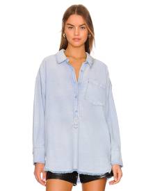 Free People Smock Oxford Top in Blue. - size L (also in M, S, XS) Free People Smock Oxford Top in Blue. - size L (also in M, S, XS)