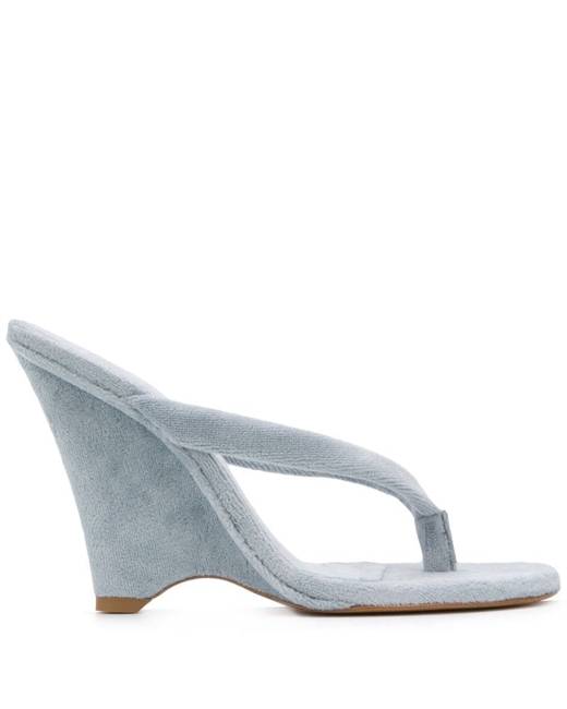 yeezy thong sandal