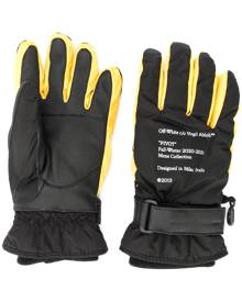 activewear gloves