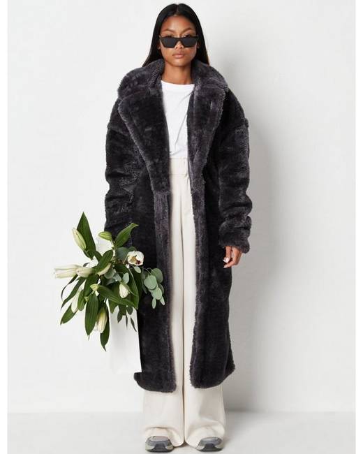 Women's Faux Fur Jackets at Missguided | Stylicy