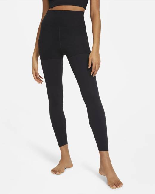 Nike Women's Yoga Pants - Clothing | Stylicy Norge