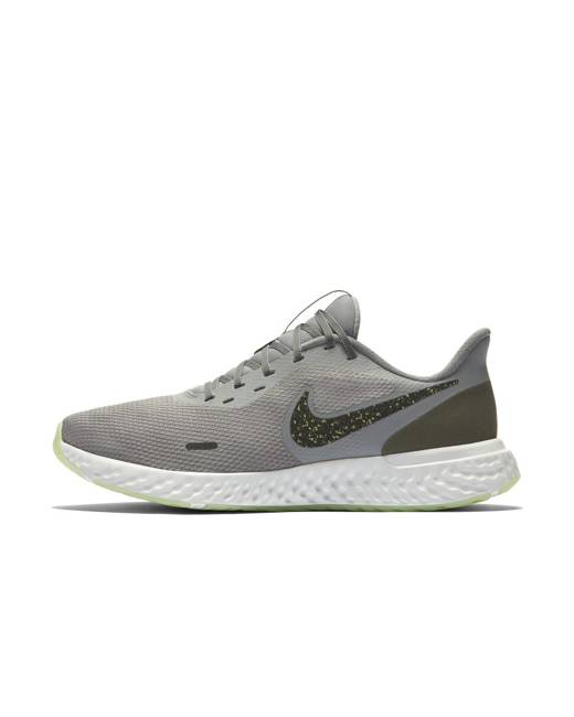 nike black sports shoes price