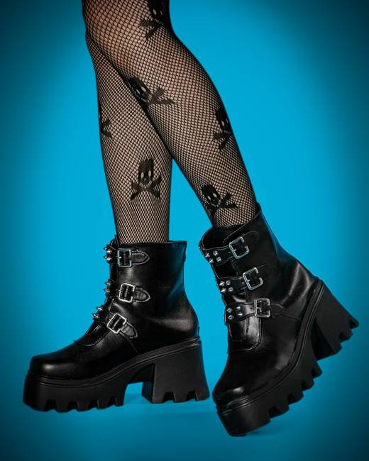 womens black platform boots