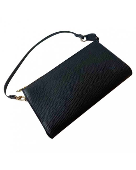 Louis Vuitton Pochette Clutch 388732