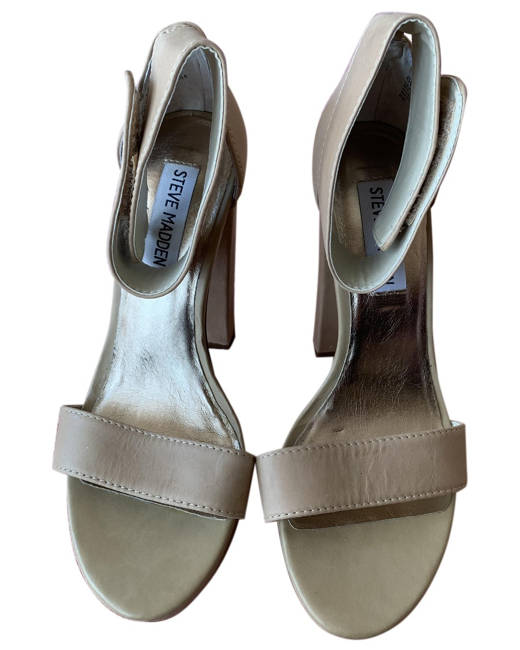 Grey Steve Madden Sandals in Grey Womens Shoes Flats and flat shoes Flat sandals 