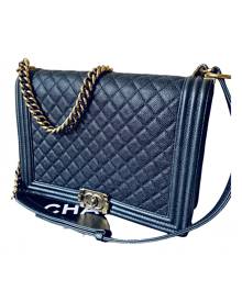 Chanel Boy Navy Leather handbag for Women \N