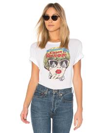 RE/DONE Originals Kisses for Revenge Tee in White. Size L, S, XS.