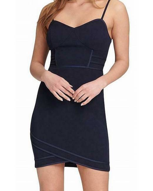 Guess Women's Bodycon Dresses - Clothing | Stylicy Norge