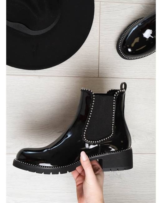 patent chelsea boots with studs