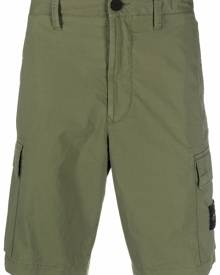 Stone Island Compass logo-patch cargo shorts - Green