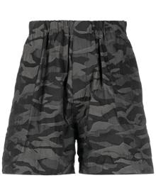 Mackintosh camouflage-print wide-leg shorts - Black