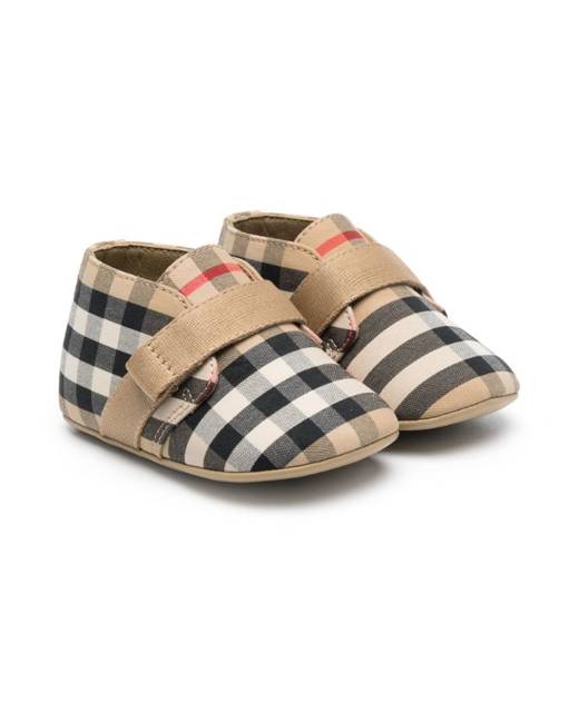 Burberry best sale sandals baby