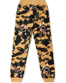 A BATHING APE® Shark 1st Camo track pants - Brown