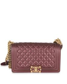 CHANEL Pre-Owned 2021 medium Boy Chanel shoulder bag - Red