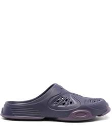 Oakley cut-out rubber slides - Purple
