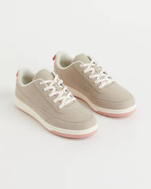 H and outlet m sneakers